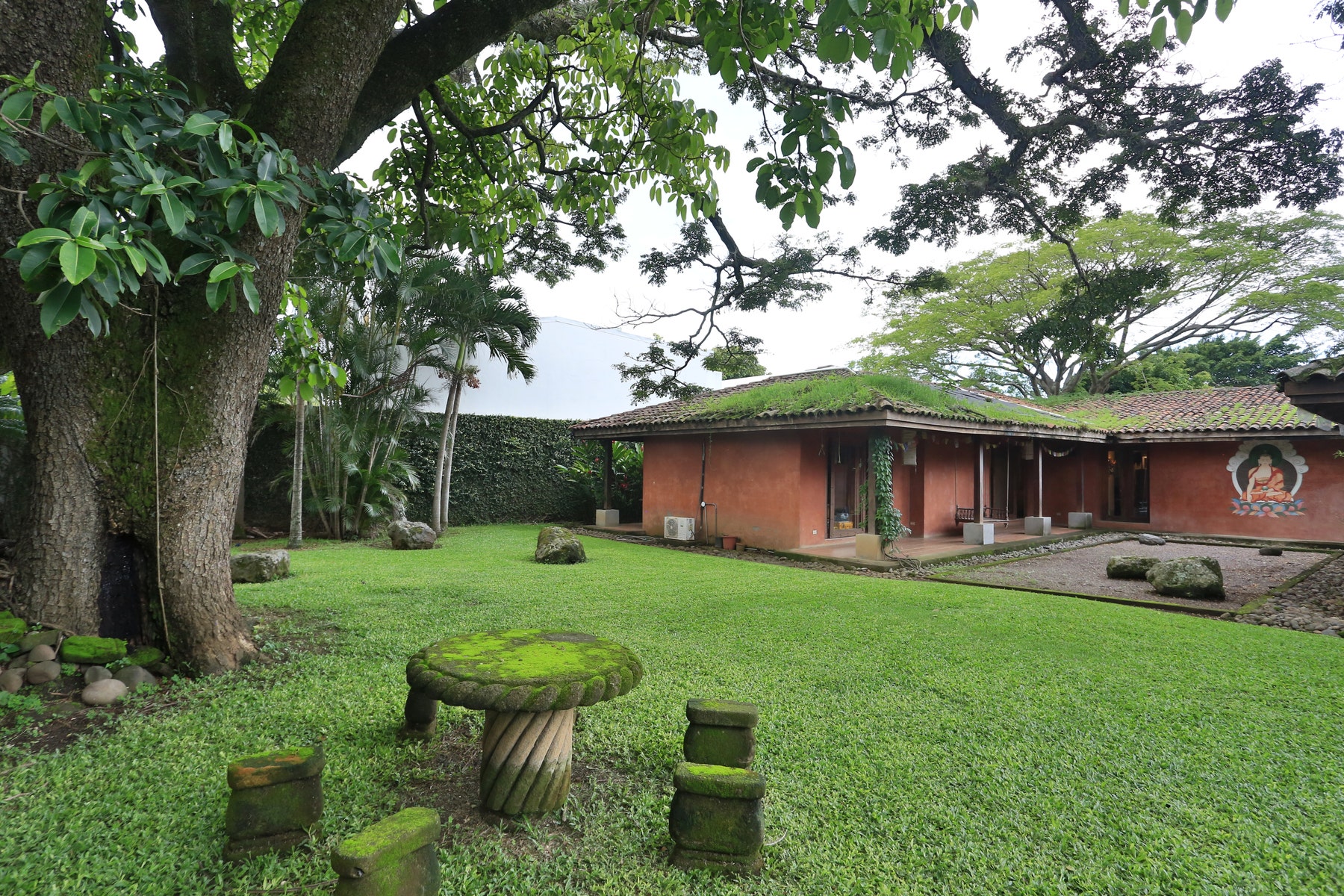 El Santuario One Level Villa — photo 15 of 19