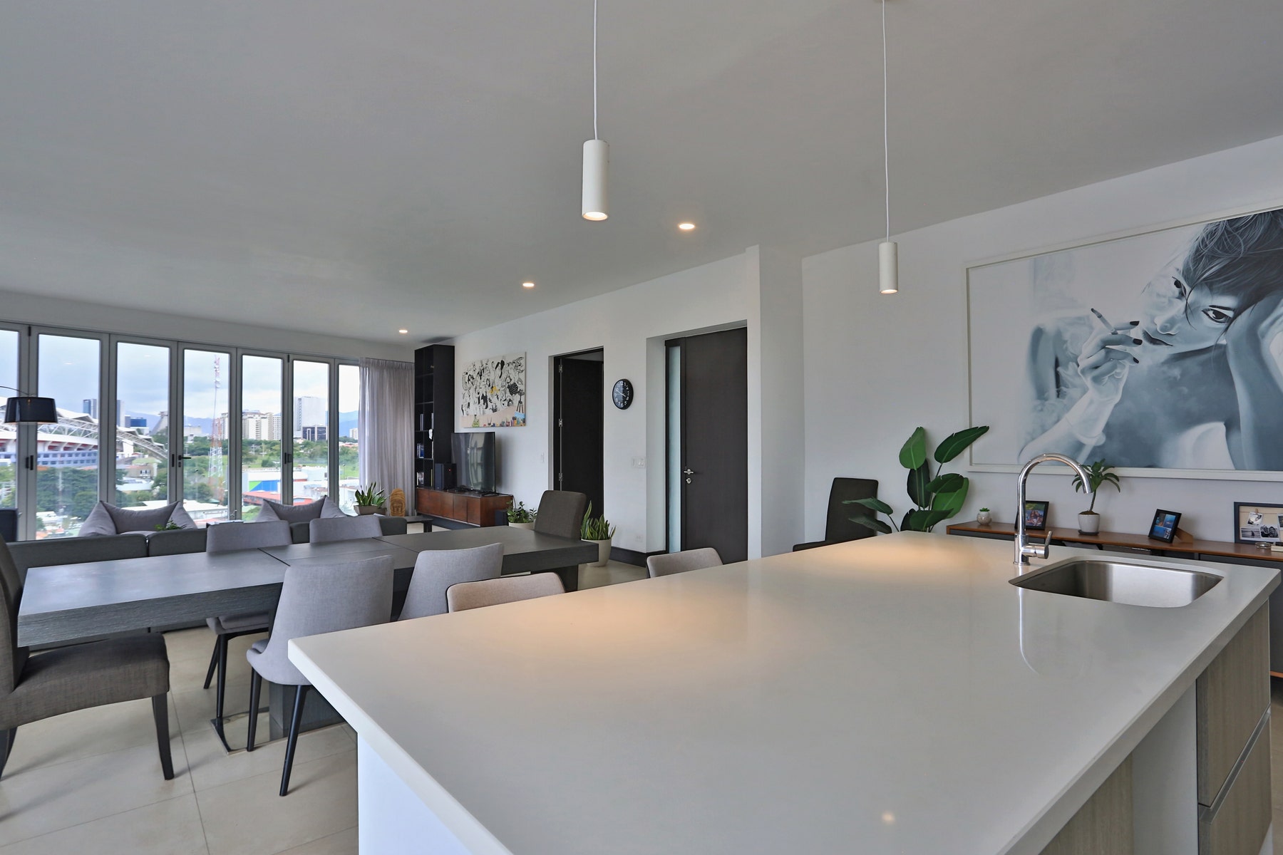 Via 74 Panoramic Penthouse — photo 13 of 13
