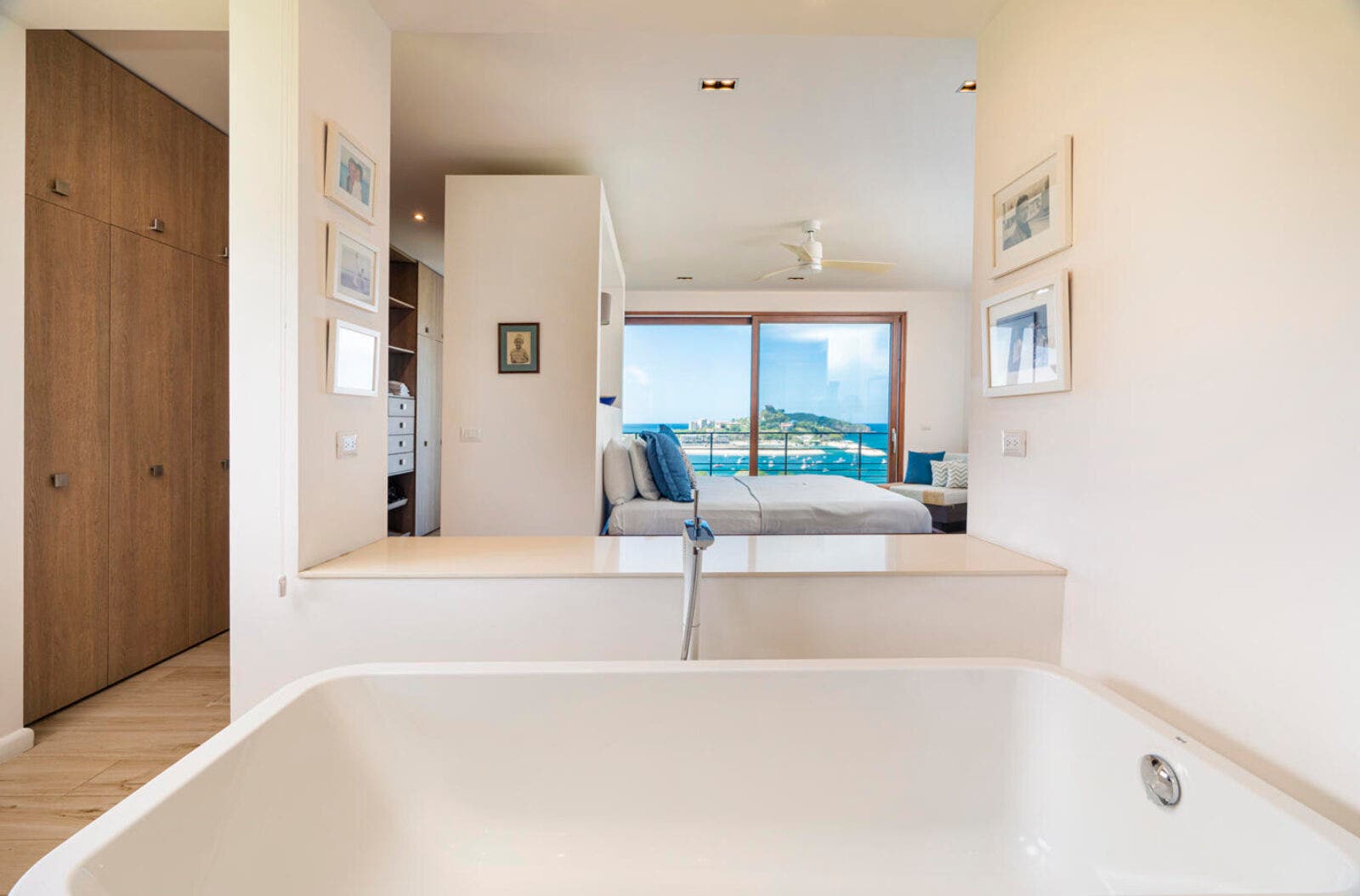 Luxury Ocean View Home in Flamingo — photo 11 of 19