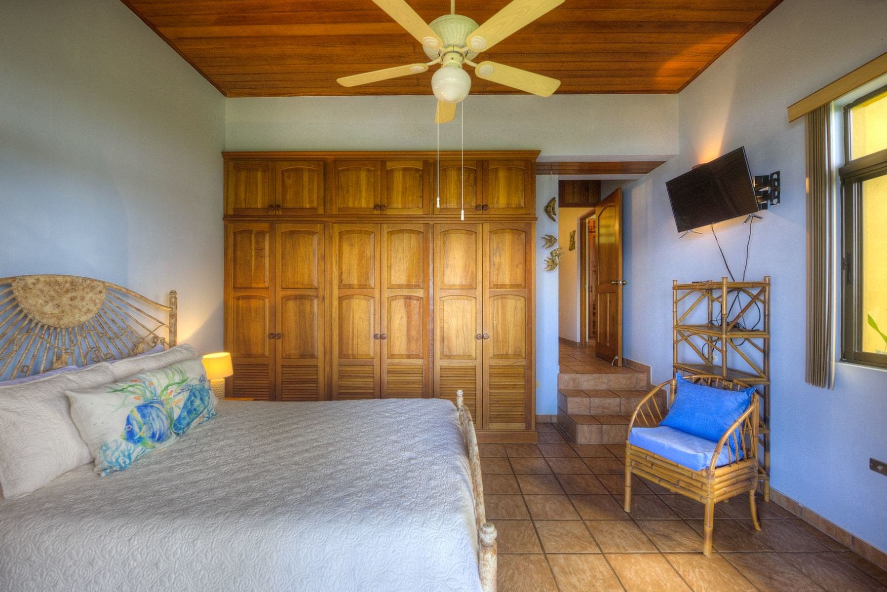 Casa Casi Cielo, Fantastic Ocean View Villa and Guest house in Escaleras — photo 16 of 19