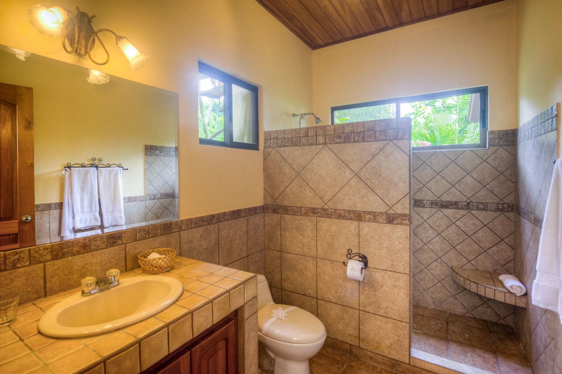 Casa Casi Cielo, Fantastic Ocean View Villa and Guest house in Escaleras — photo 11 of 19