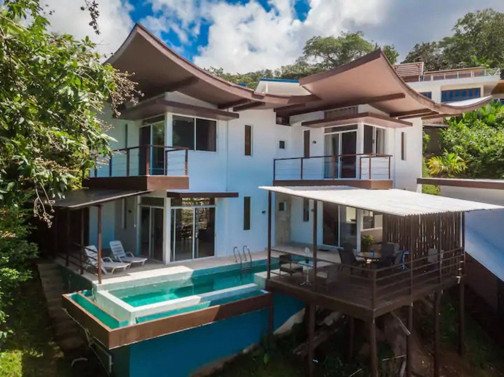0.78 Acre Property with Stunning Ocean Views in Uvita — photo 3 of 19