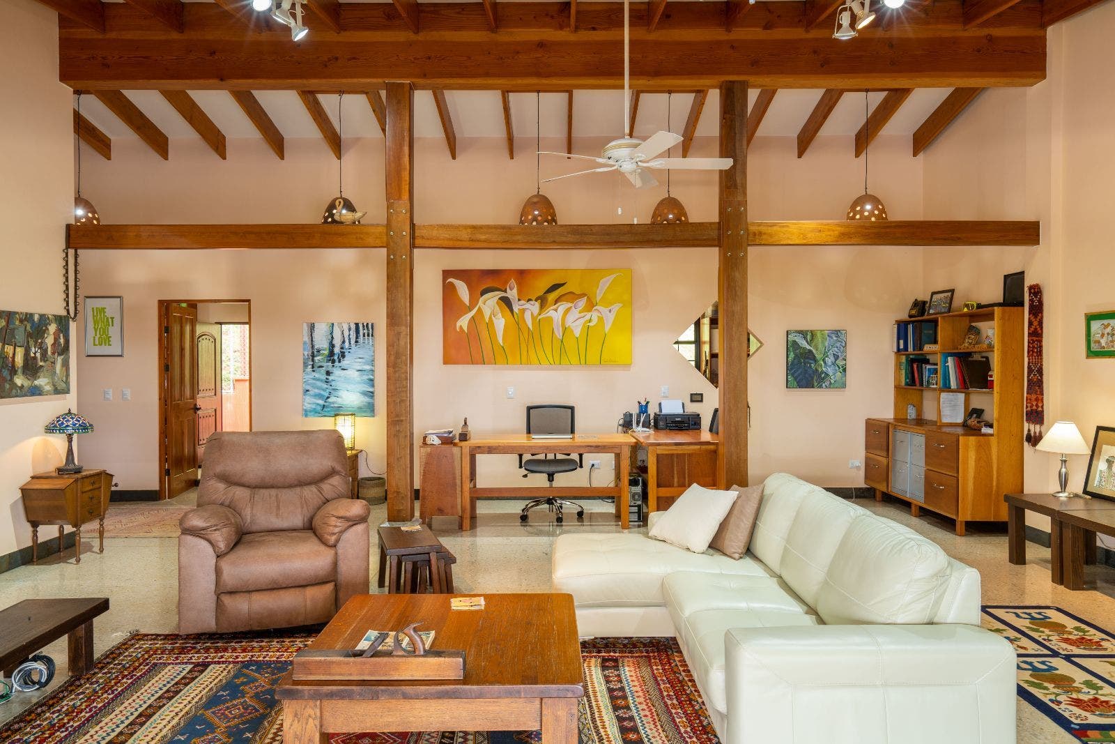 Stunning Bungalow with Pool and Ocean View on 19 Acres — photo 7 of 19