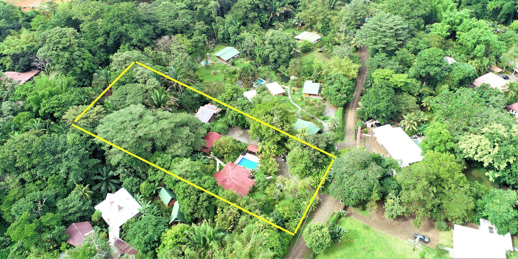 Riverfront jungle hotel centrally located Ojochal — foto 7 de 19
