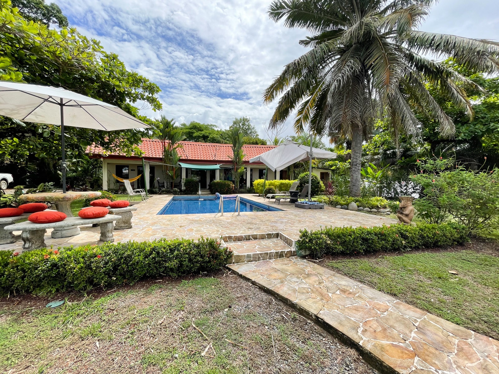 Ocean View Home in central Ojochal — photo 9 of 19