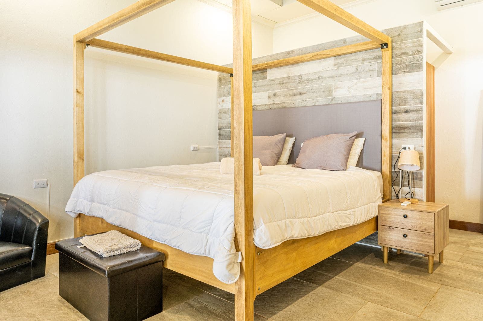 Newly Renovated Hotel Opportunity with Ocean Views — photo 9 of 19