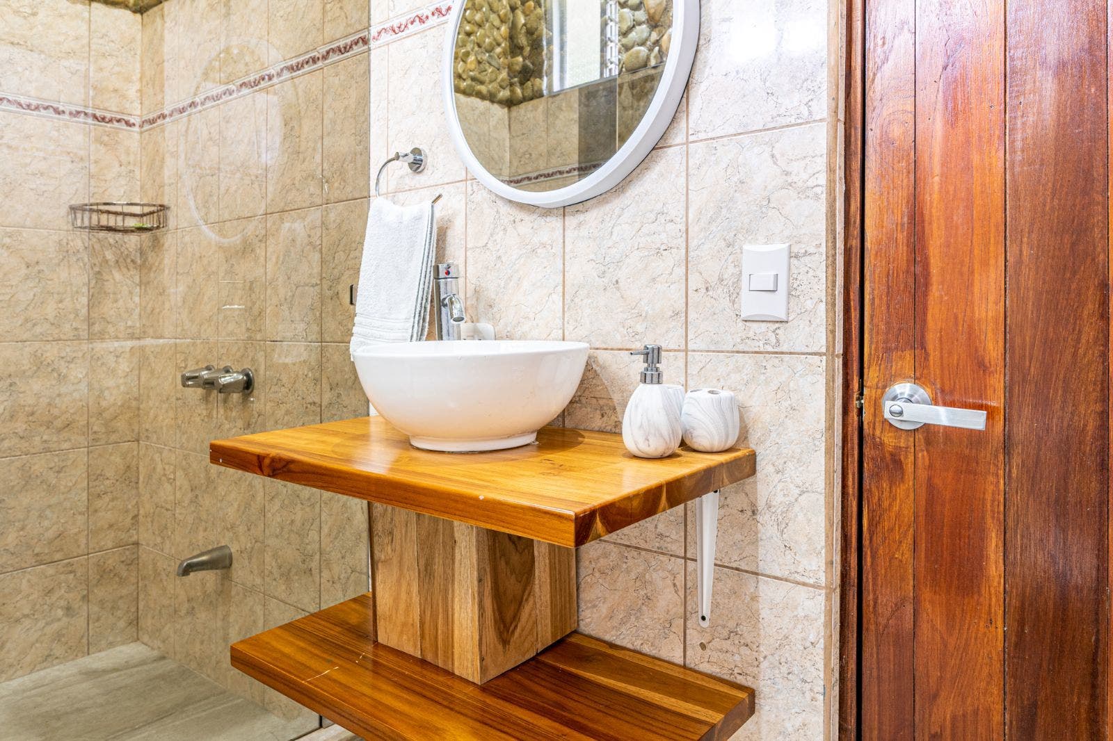 Newly Renovated Hotel Opportunity with Ocean Views — photo 10 of 19