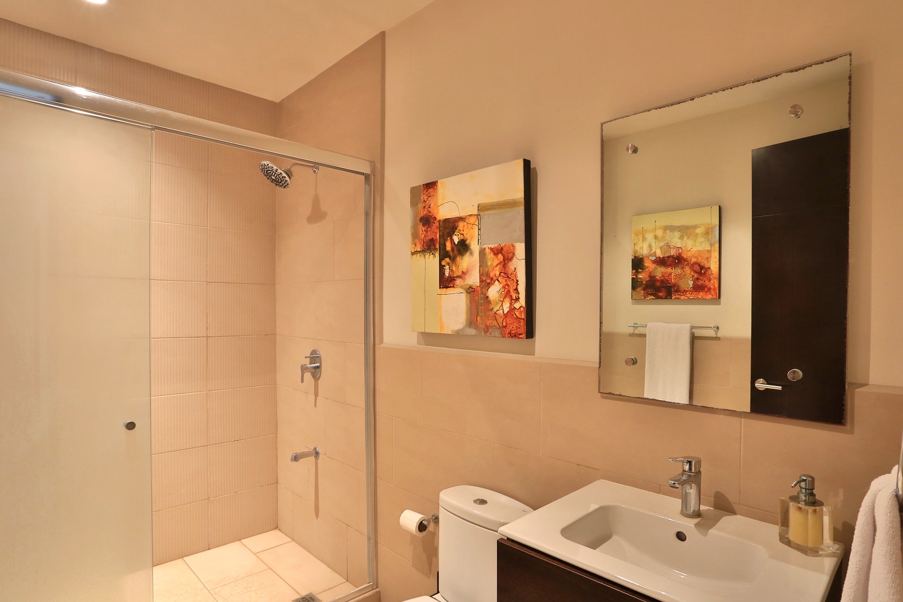 Viva Residences Two Bedroom Condo — foto 6 de 16