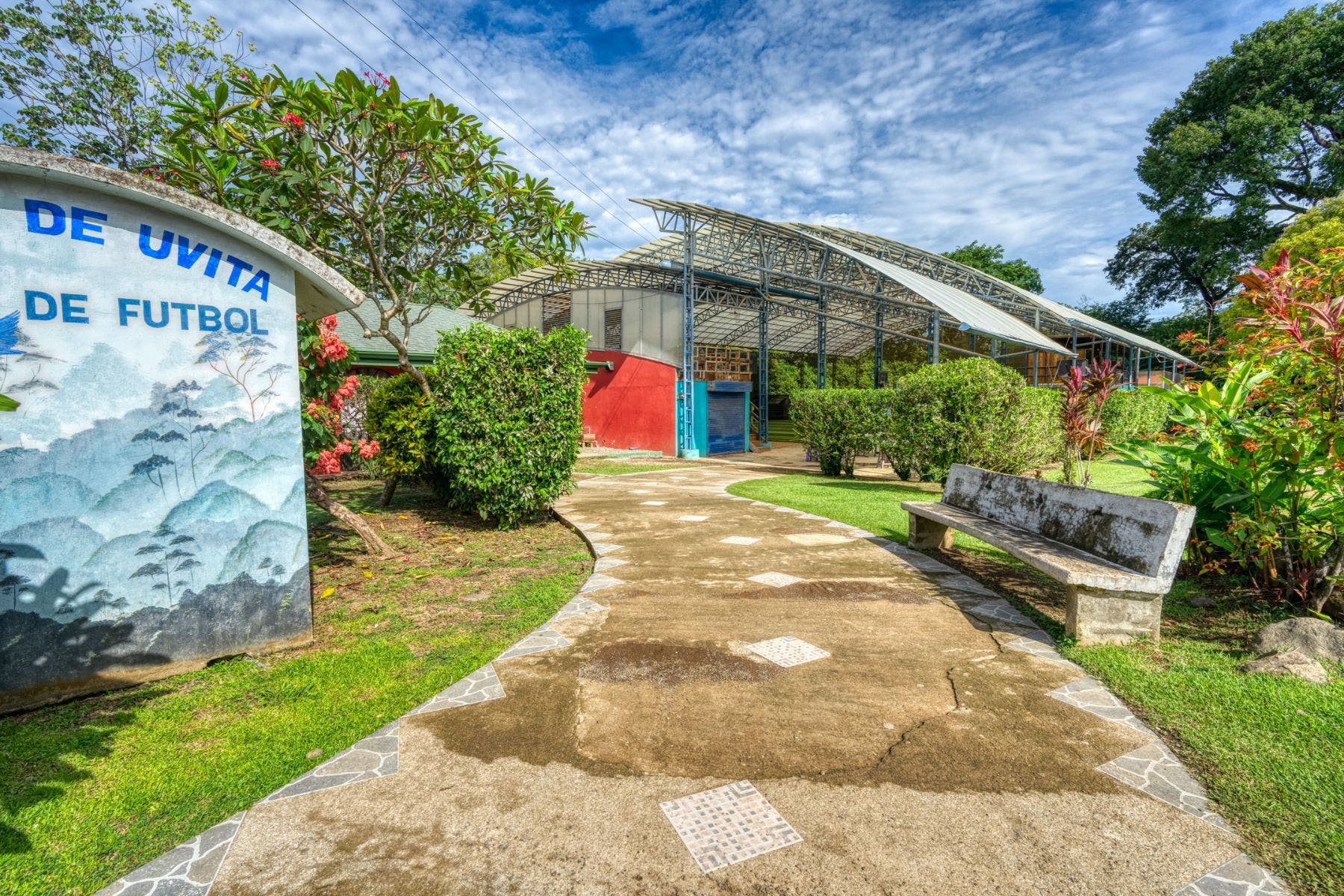 Commercial and Recreational Plaza in Uvita — photo 9 of 19