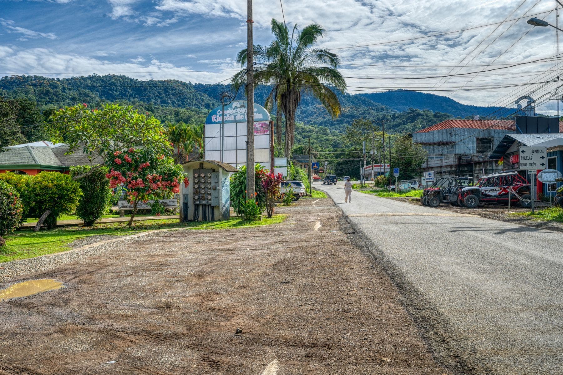 Commercial and Recreational Plaza in Uvita — photo 11 of 19