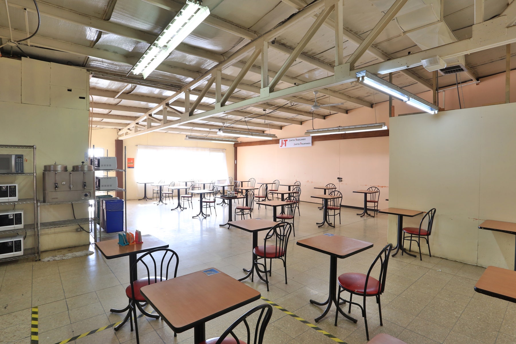 Warehouse for Business Expansion in Guadalupe — photo 10 of 19