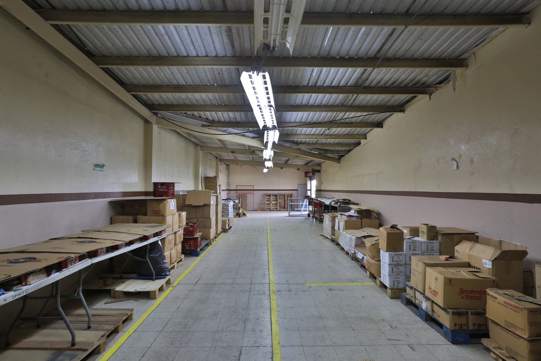 Warehouse for Business Expansion in Guadalupe — photo 16 of 19