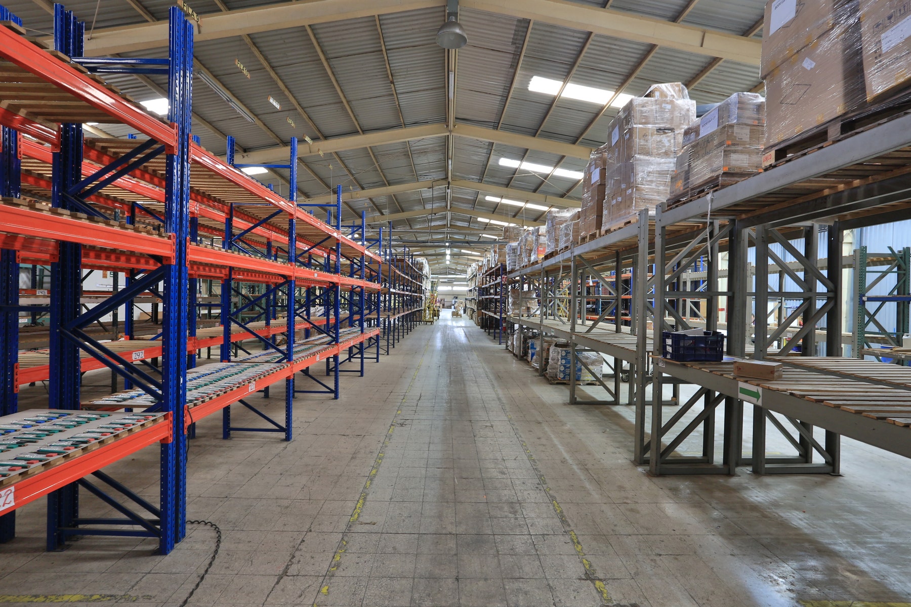 Warehouse for Business Expansion in Guadalupe — photo 18 of 19