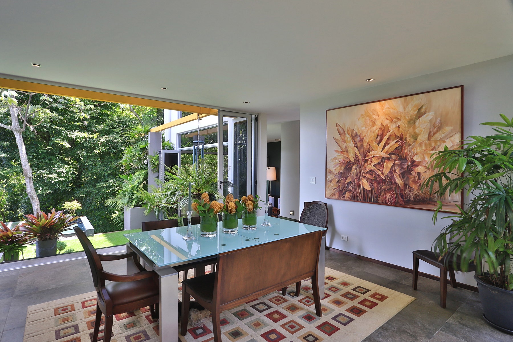Contemporary Forest View Luxury Home — foto 11 de 19