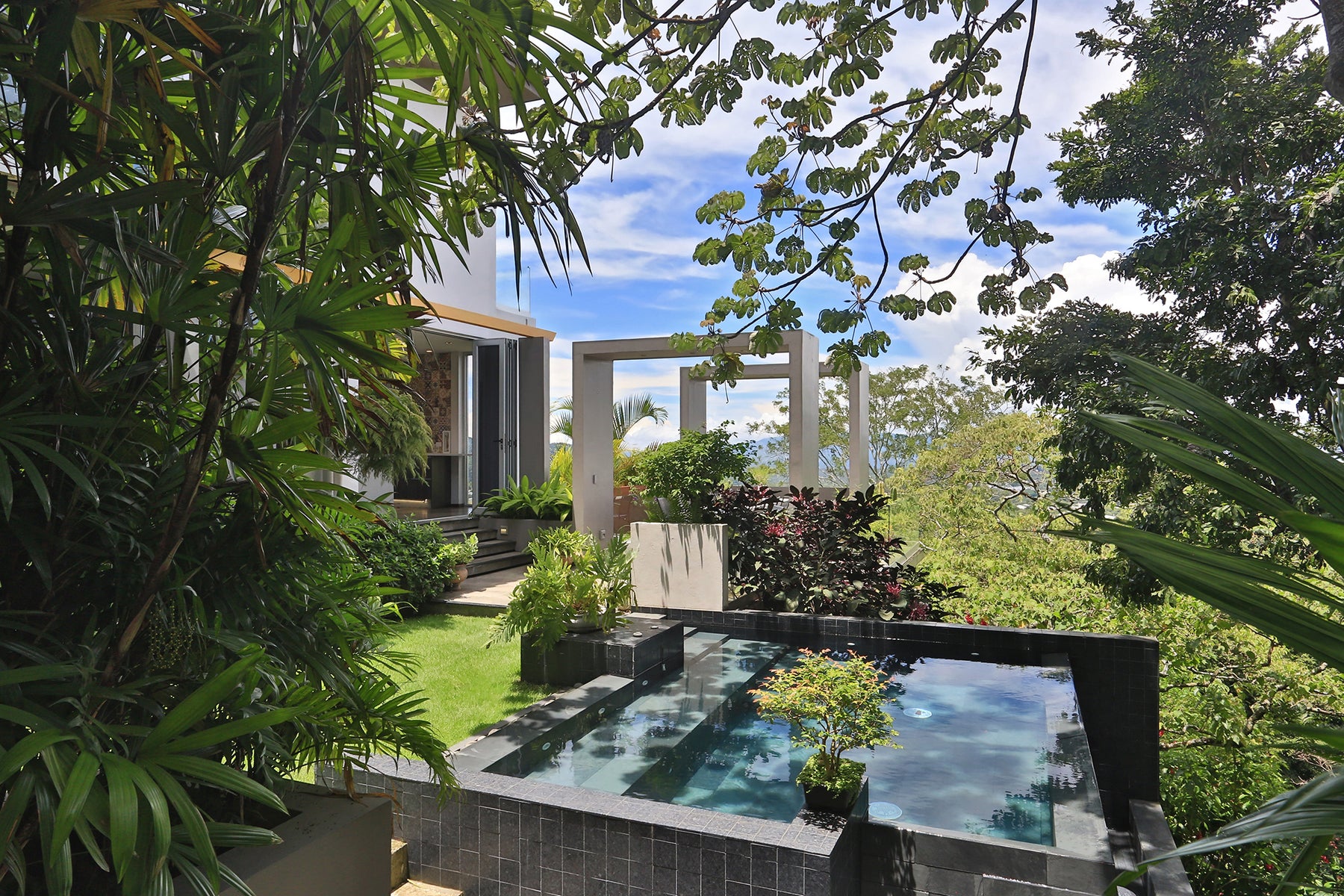Contemporary Forest View Luxury Home, Cerro Colon, Ciudad Colon, Mora, San Jose, Costa Rica 10701 Contemporary Forest View Luxury Home, Cerro Colon, Ciudad Colon, Mora, San Jose, Costa Rica 10701