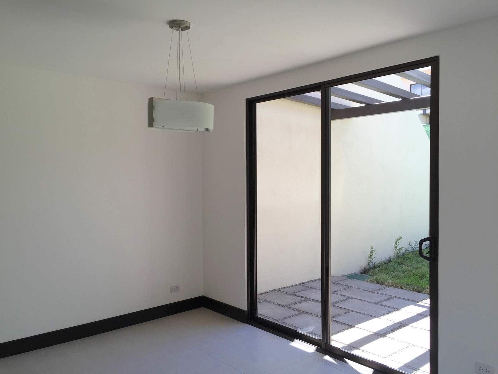 Parques Del Sol Investment Townhouse — photo 4 of 16