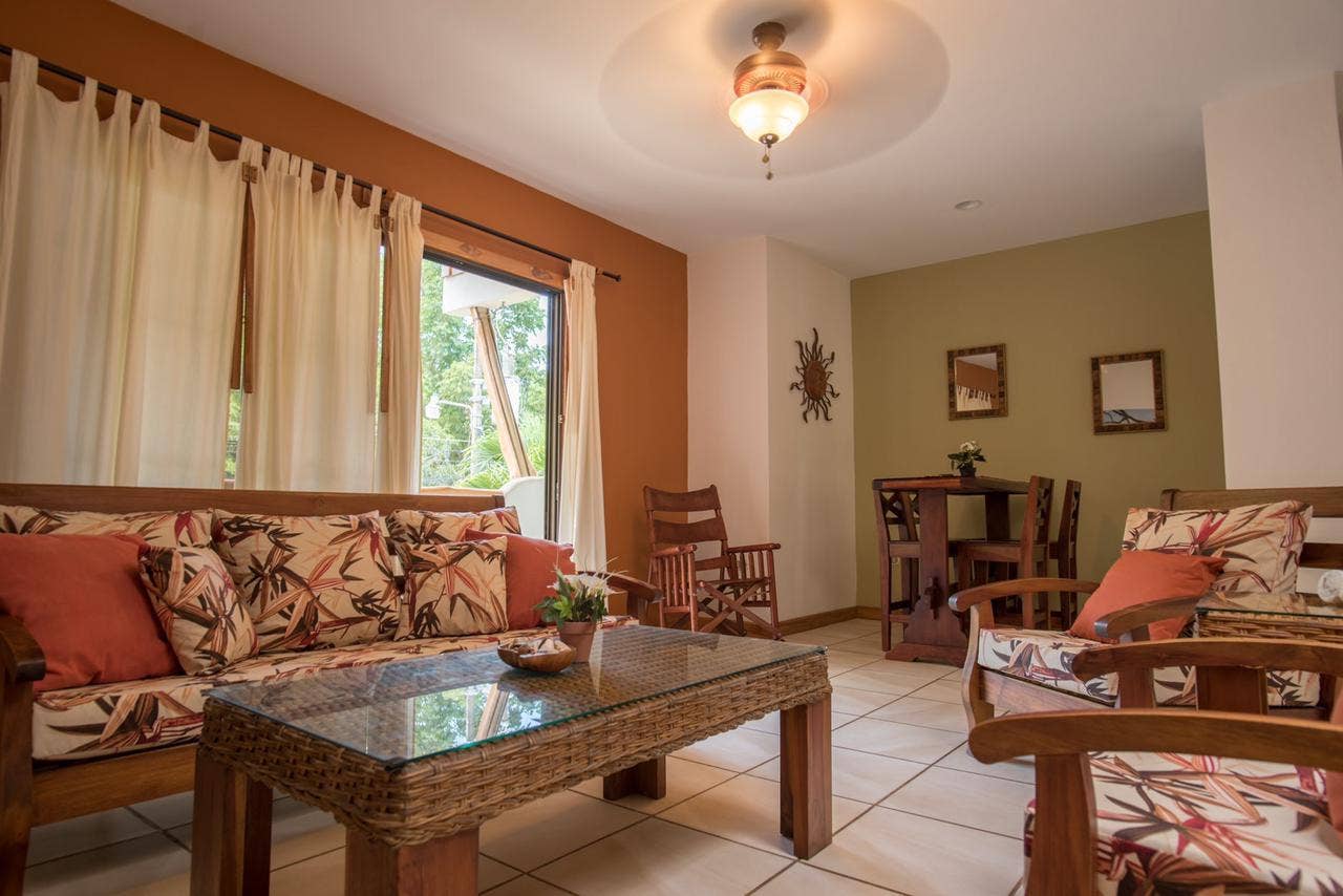 Four Turnkey Villas and Four Shops in the centerof Santa Teresa — photo 6 of 19