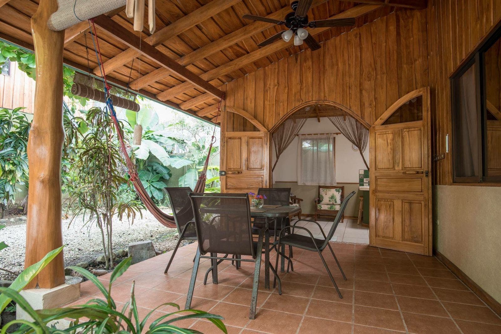 Four Turnkey Villas and Four Shops in the centerof Santa Teresa — photo 13 of 19
