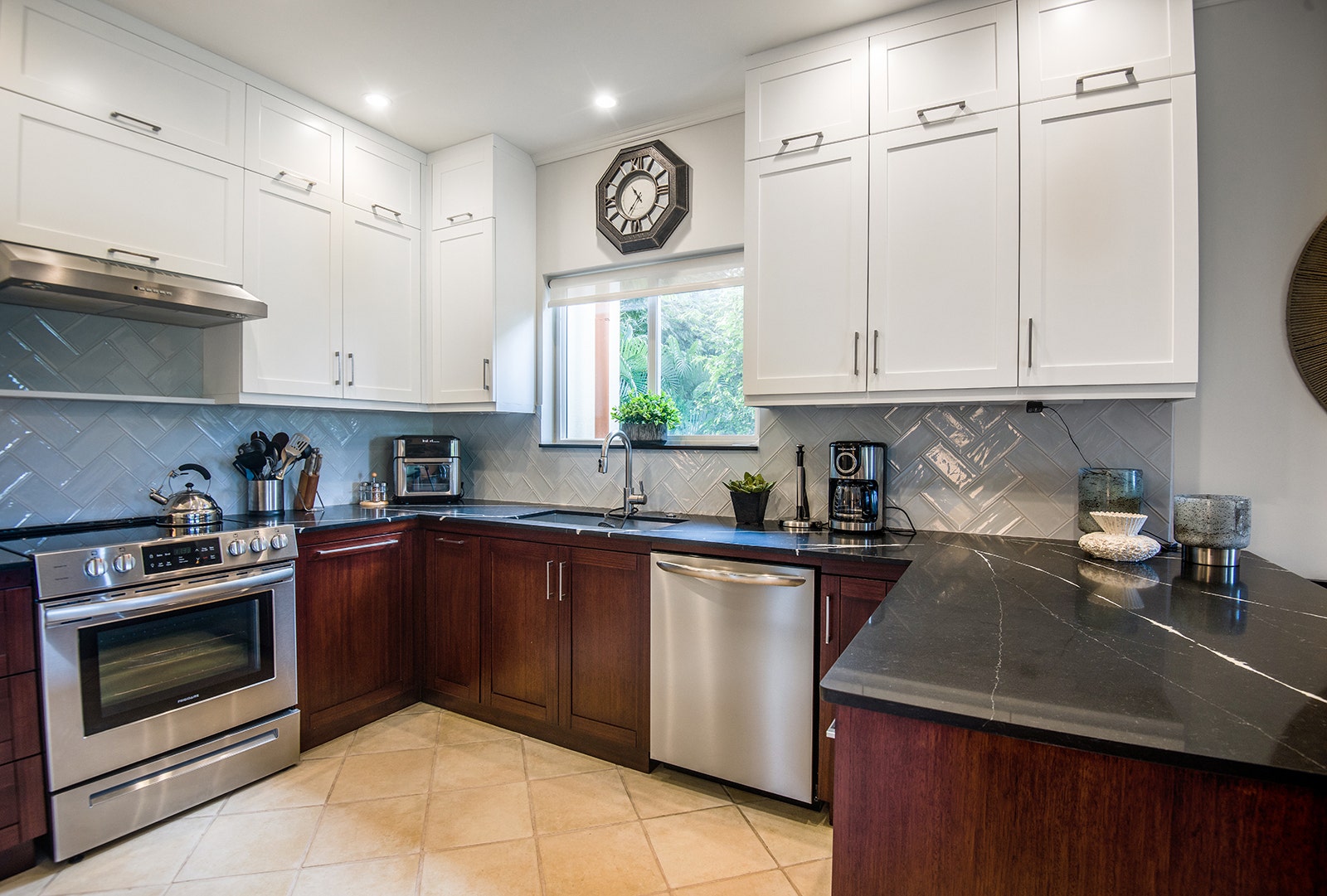 Golf and Herradura Bay View Condominium, #1H — photo 6 of 16