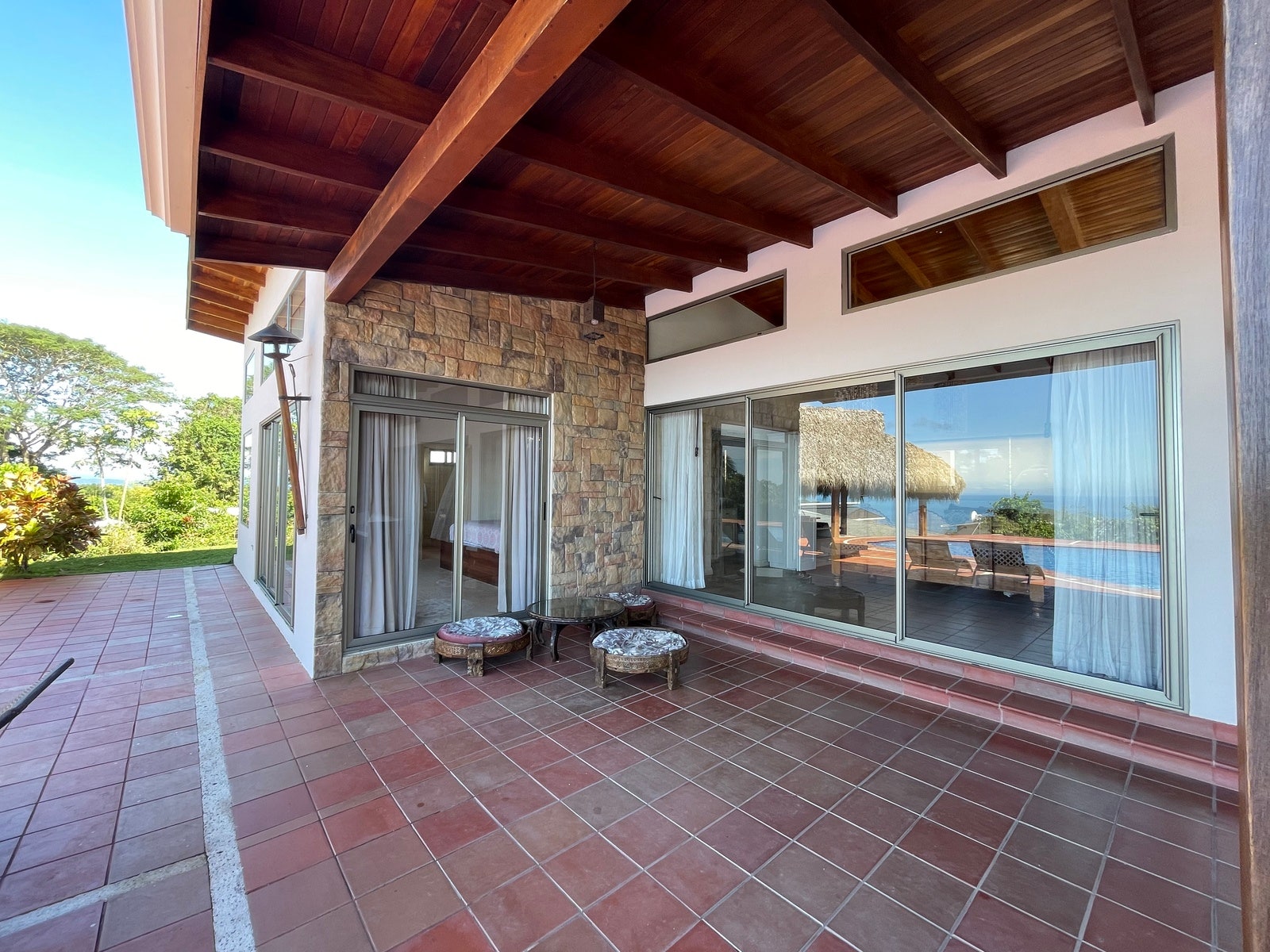 Four Bedroom Villa in the center of Santa Teresa — photo 14 of 19