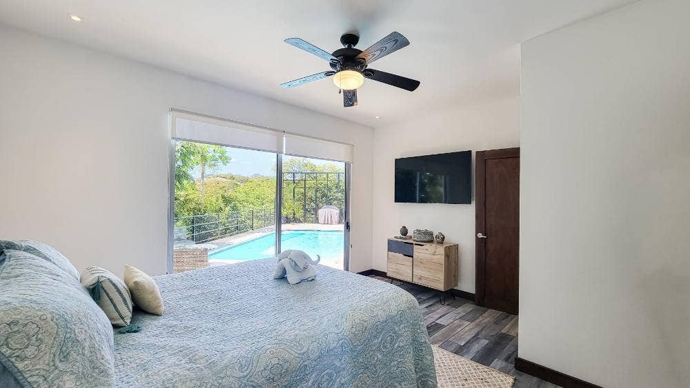 Partial Ocean View Modern Home — photo 10 of 16