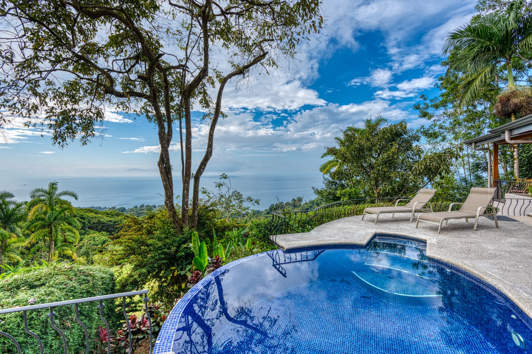 Prime Escaleras location Villa Elle, Dominical, Bahia Ballena, Osa, Puntarenas, Costa Rica