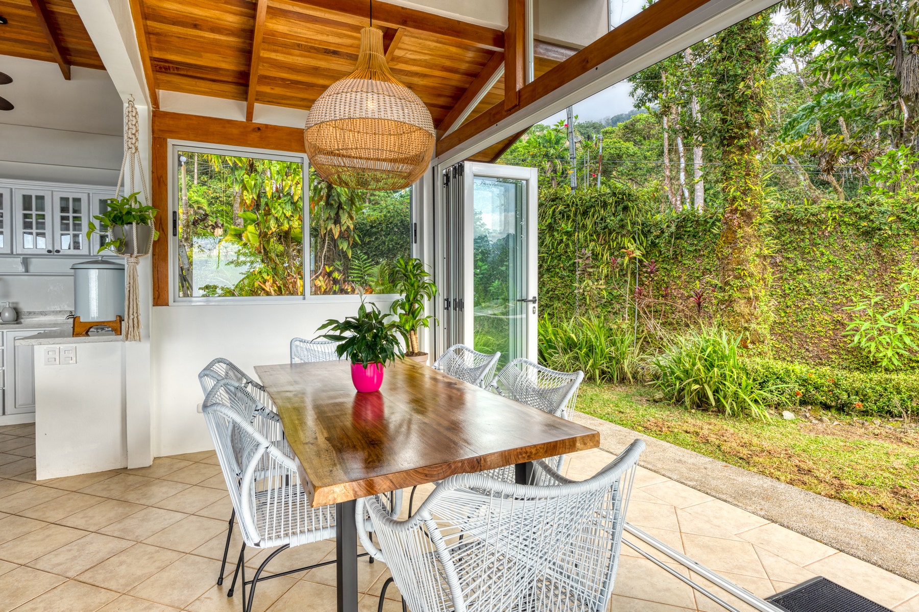 Prime Escaleras location Villa Elle — photo 11 of 19