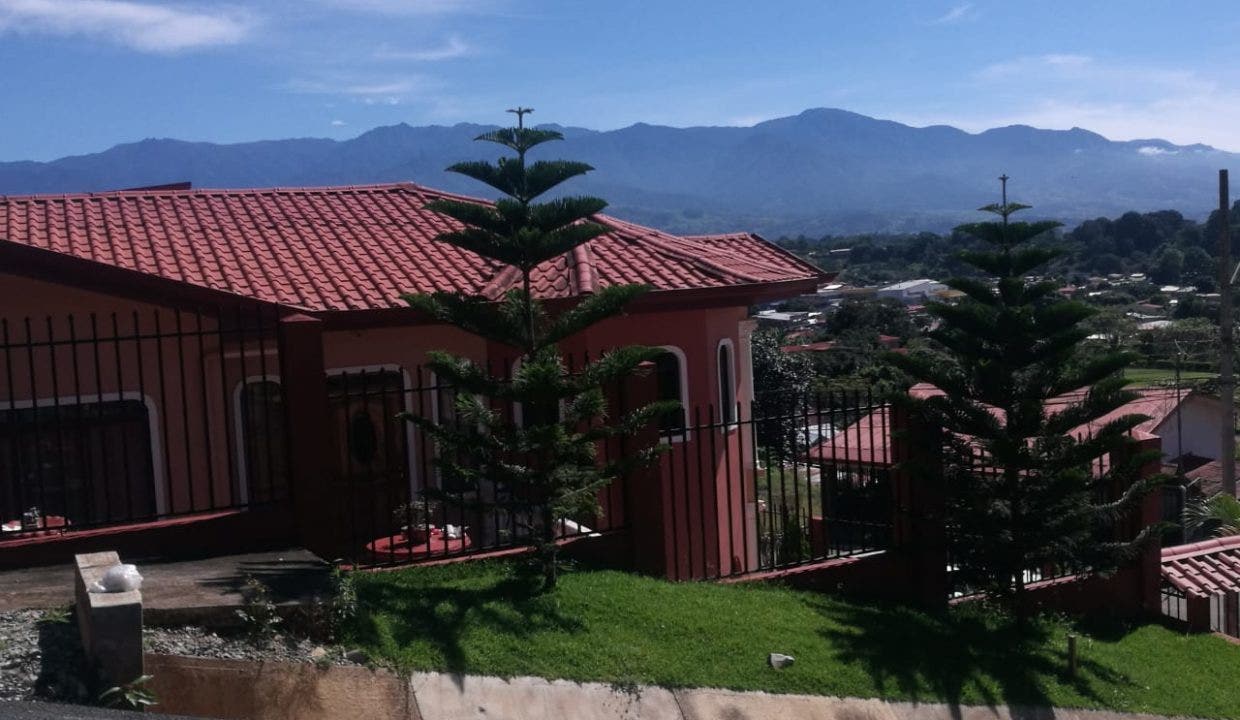 Modern 5 BR Mountain View House, Overlooking Town, San Isidro de El General, Dominical, San Isidro De El General, Perez Zeledon, Puntarenas, Costa Rica 11901