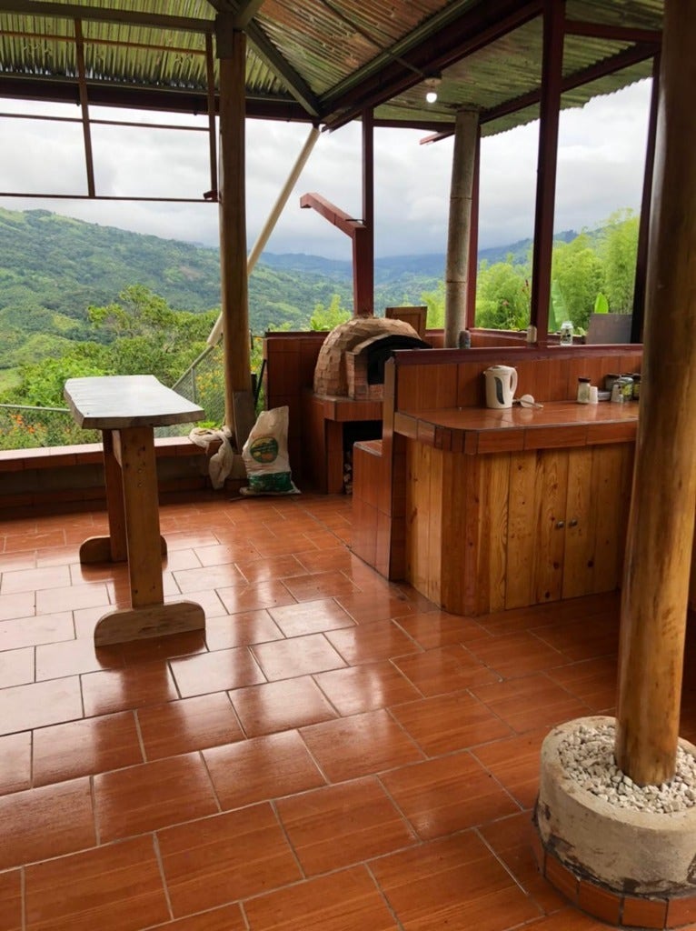 Spacious Mountain View House on 3.25 Acres — photo 6 of 16