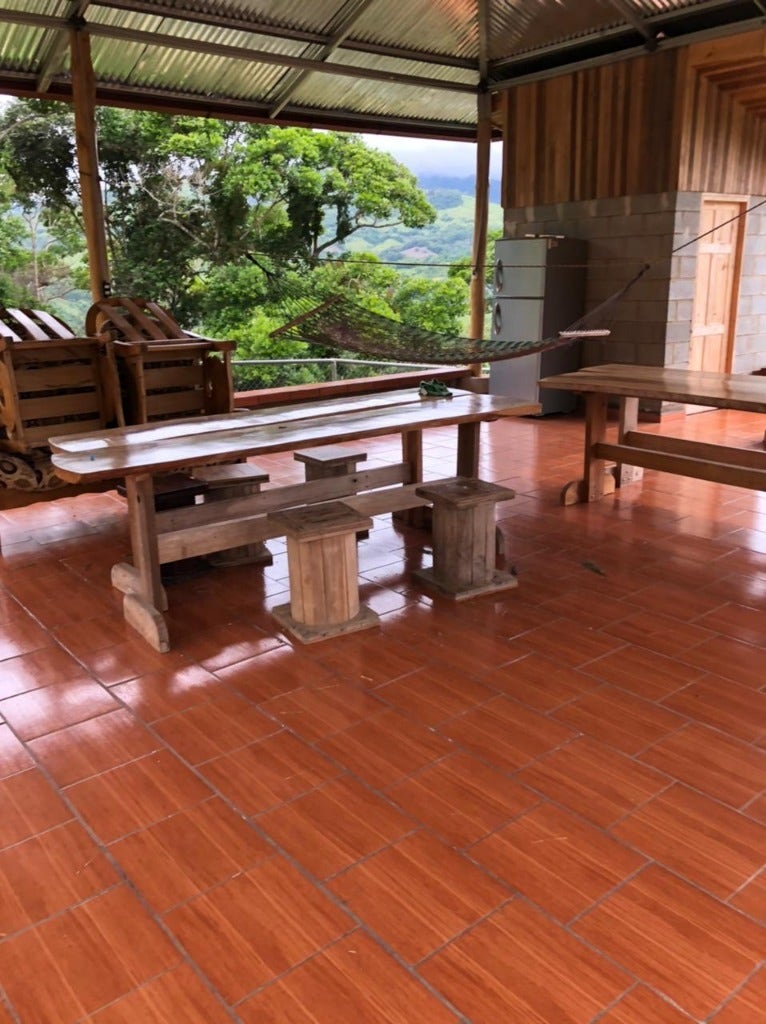 Spacious Mountain View House on 3.25 Acres — photo 7 of 16