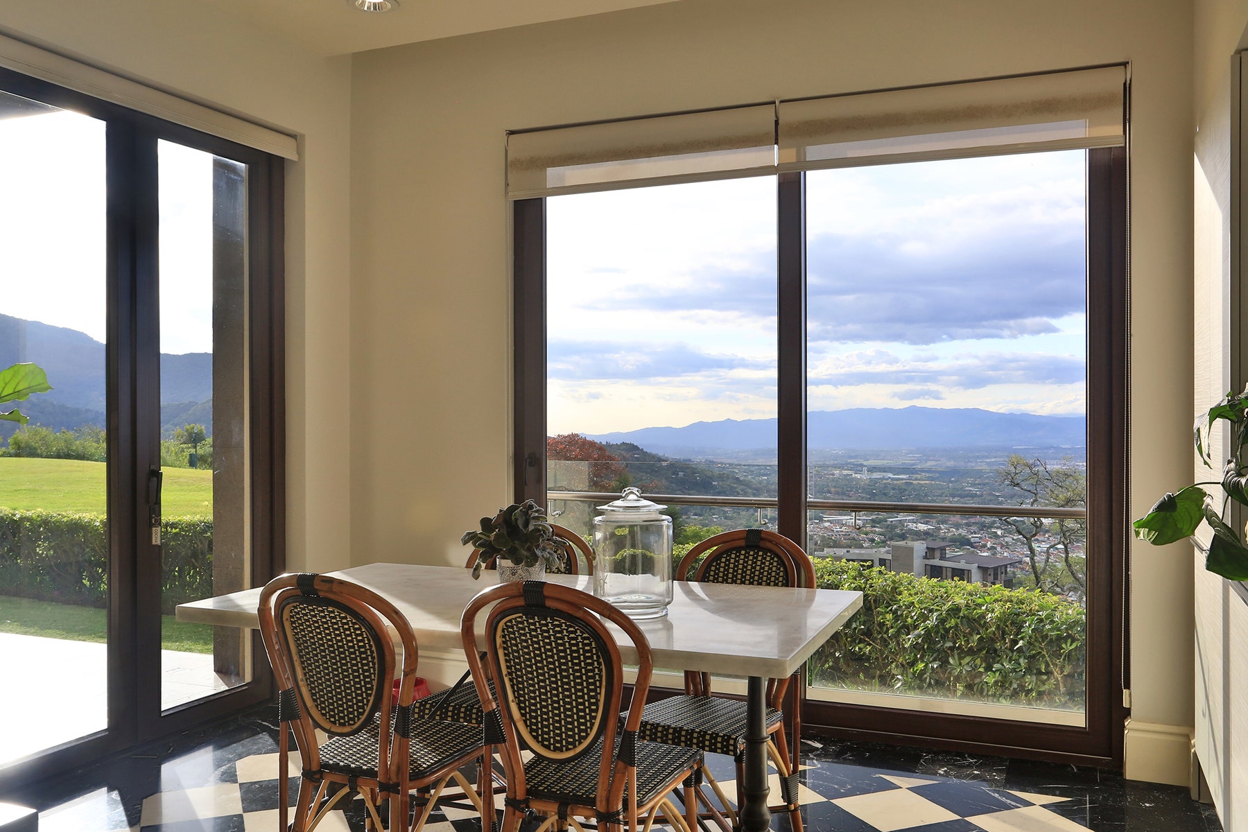 Fully Furnished Apartment — foto 9 de 19