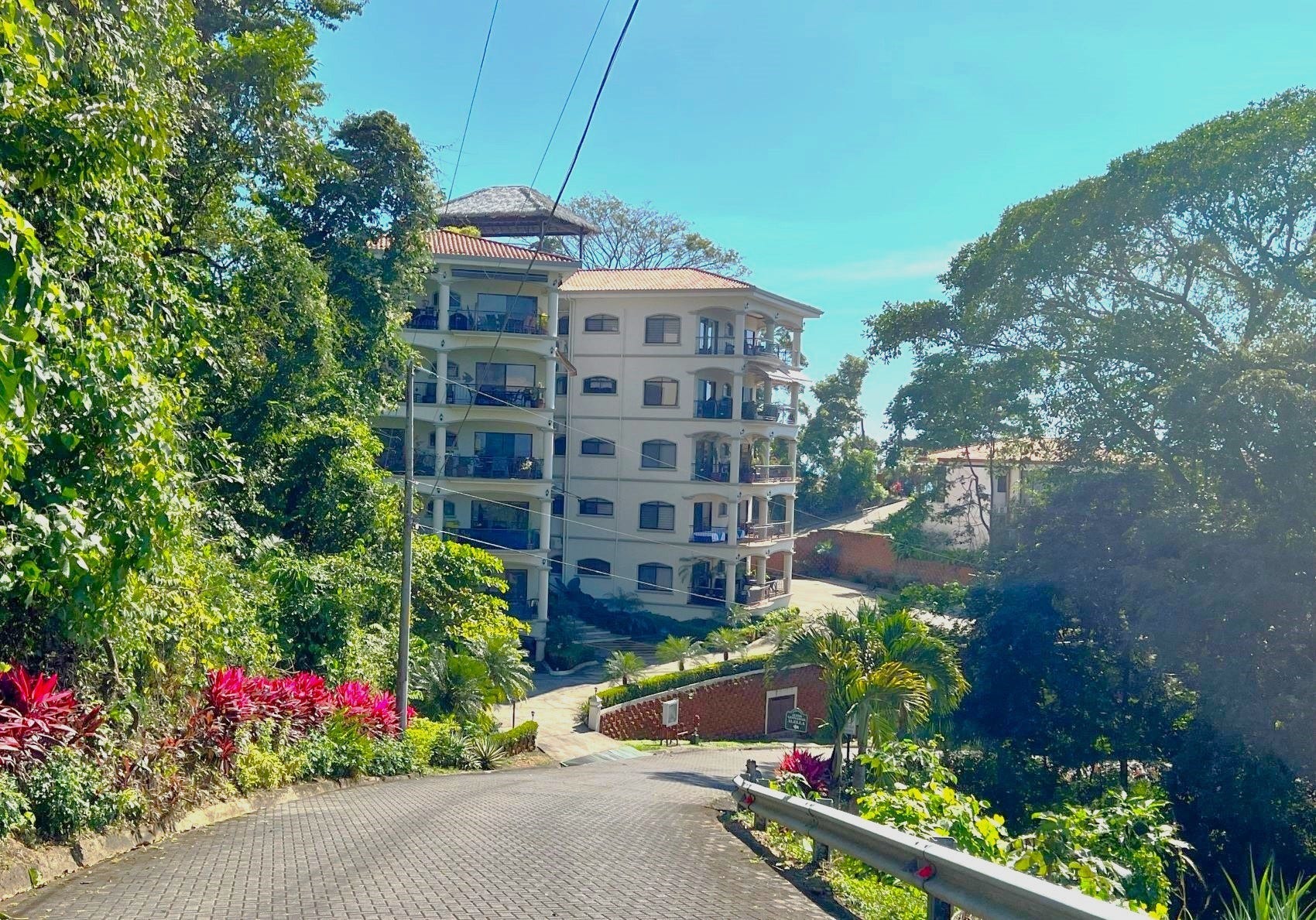 Condominium Alella Alto de Leonmar, #2c — photo 4 of 19