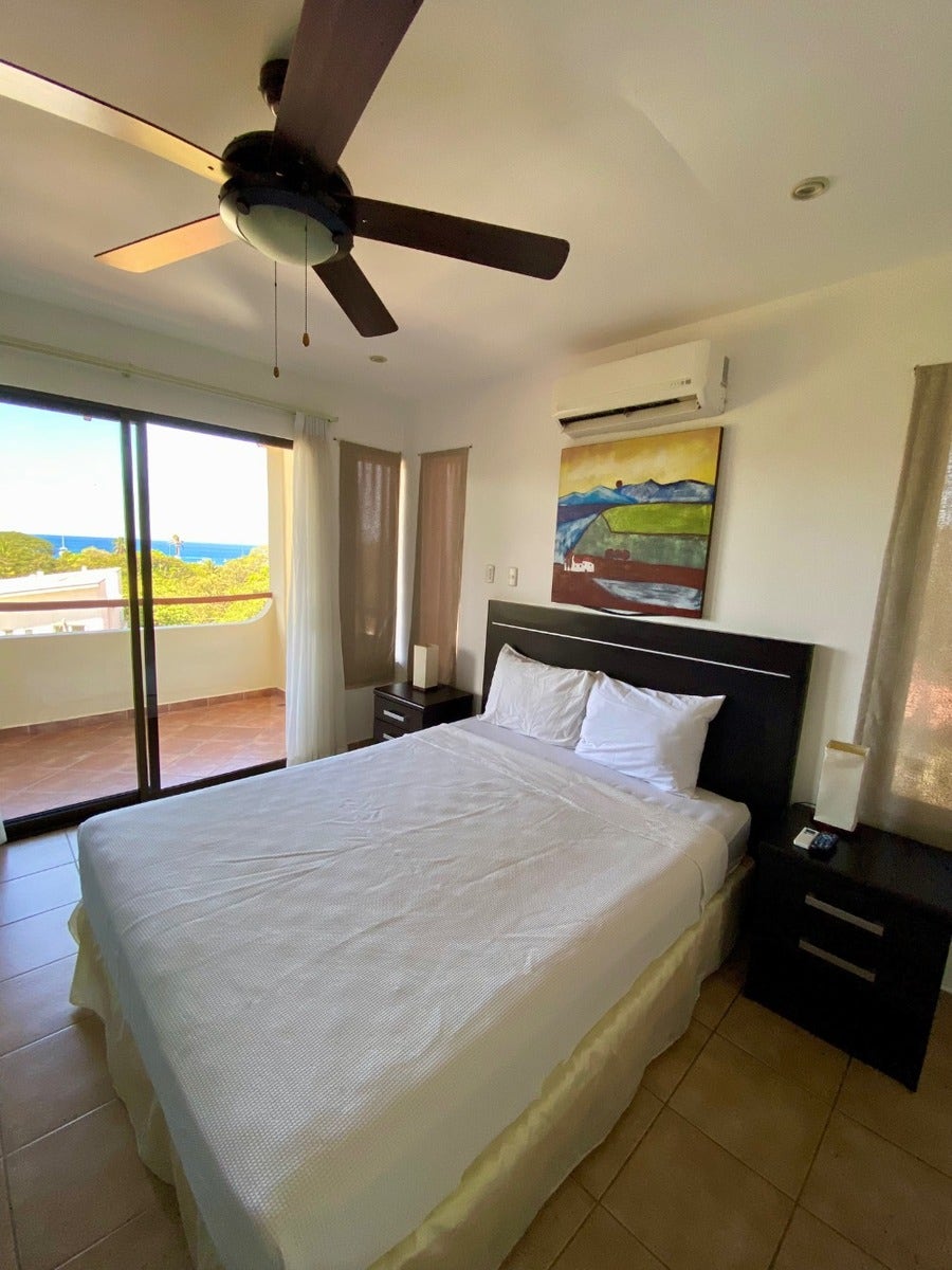 Coco Sunset Hill 2 Bedroom with Ocean View Rooftop, #57 — foto 8 de 15