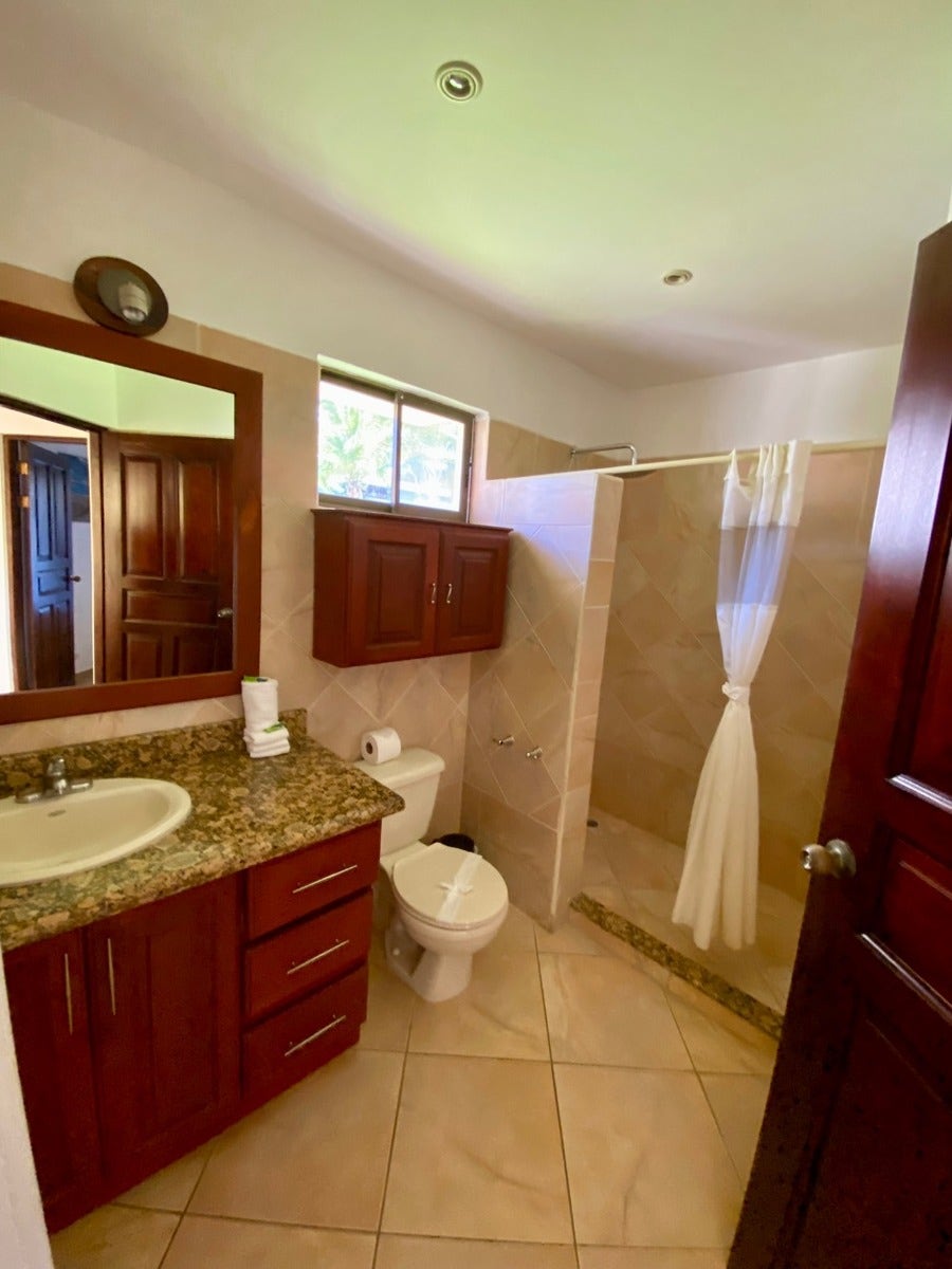 Coco Sunset Hill 2 Bedroom with Ocean View Rooftop, #57 — foto 10 de 15