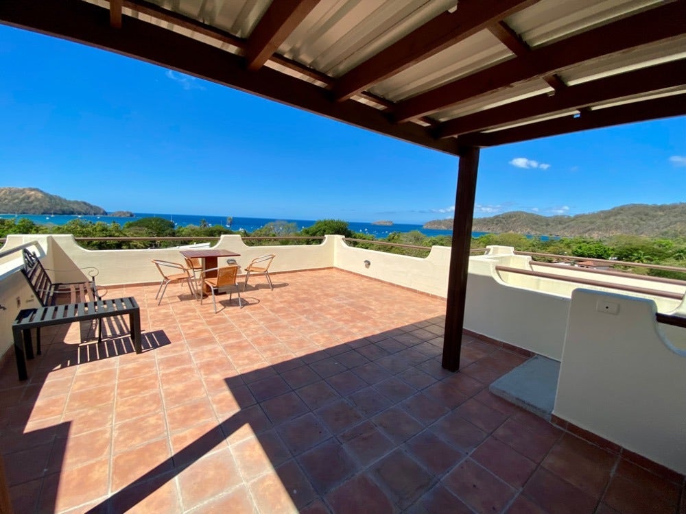 Coco Sunset Hill 2 Bedroom with Ocean View Rooftop, #57 — foto 12 de 15