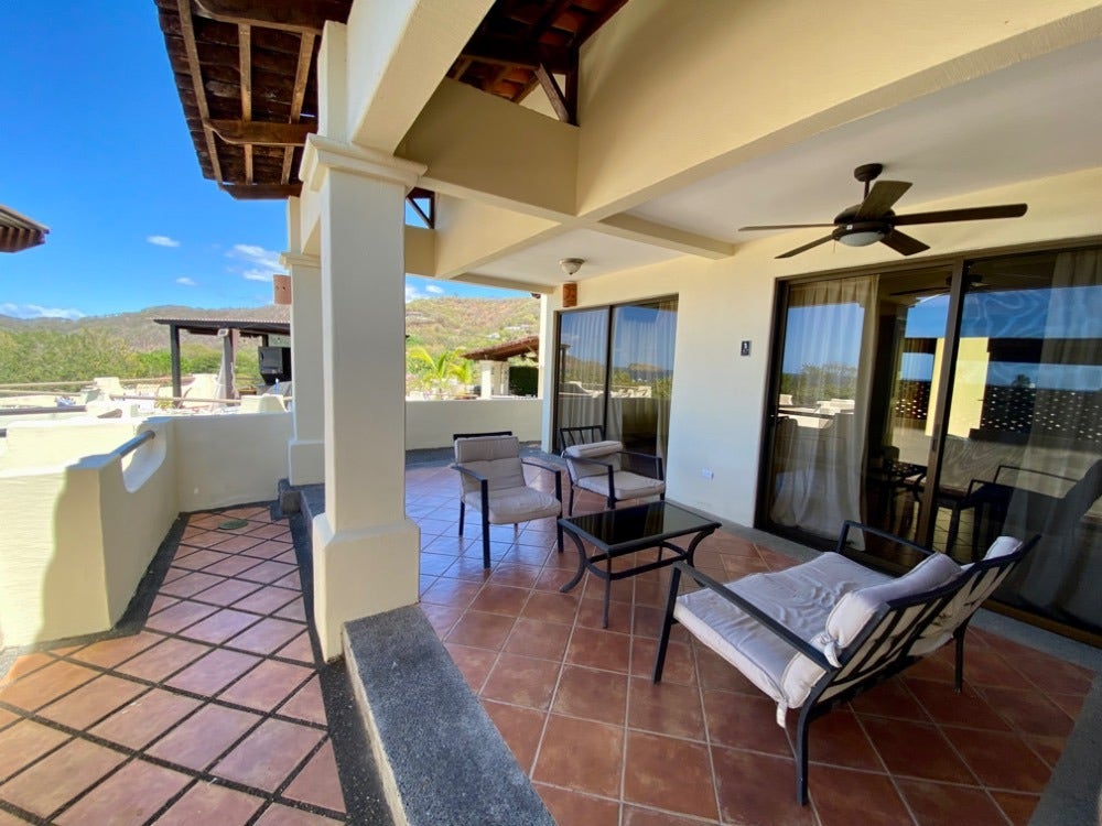 Coco Sunset Hill 2 Bedroom with Ocean View Rooftop, #57 — foto 3 de 15
