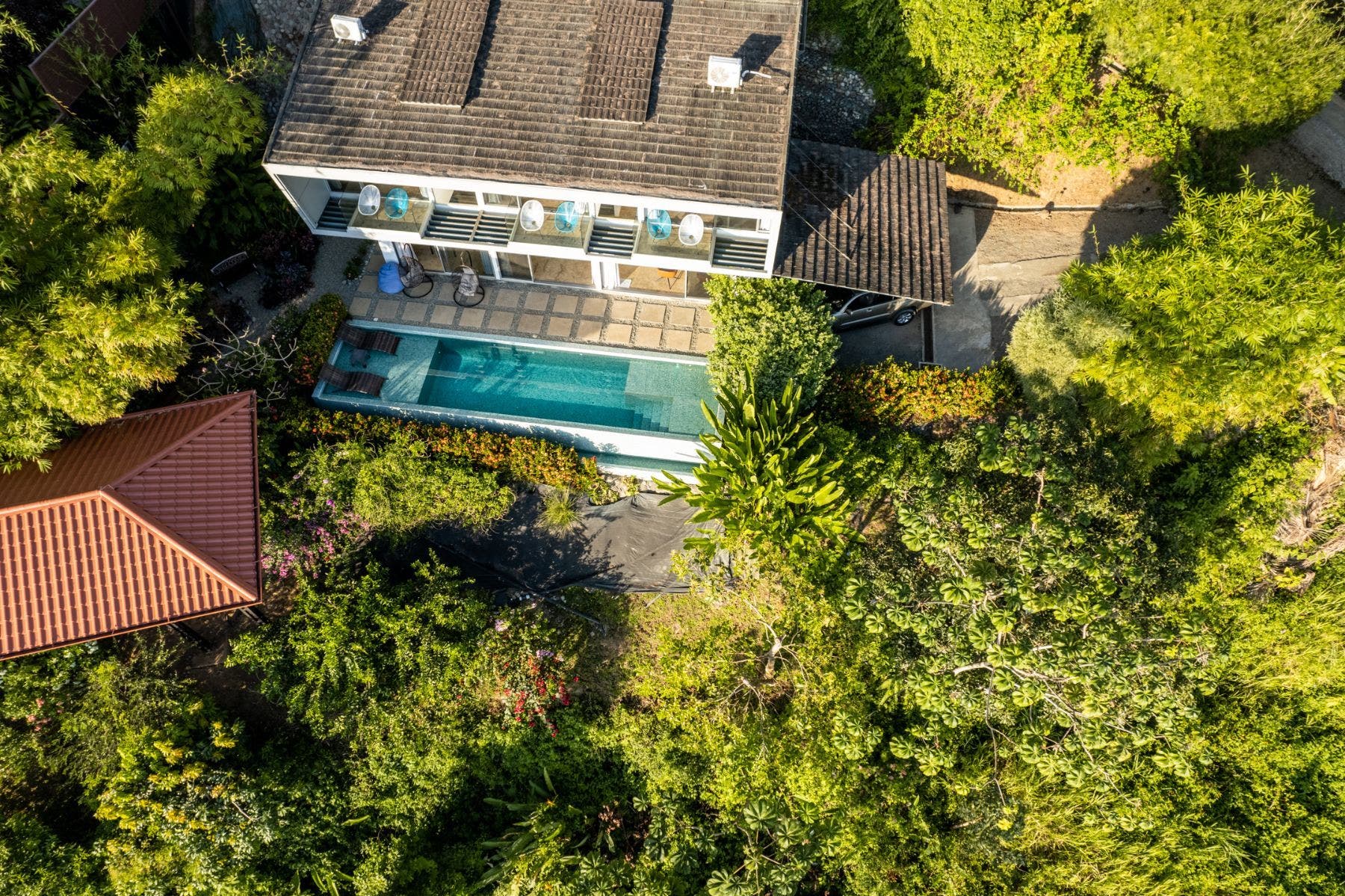 Modern Home in Ayacucho with Epic White Water Views — photo 14 of 17