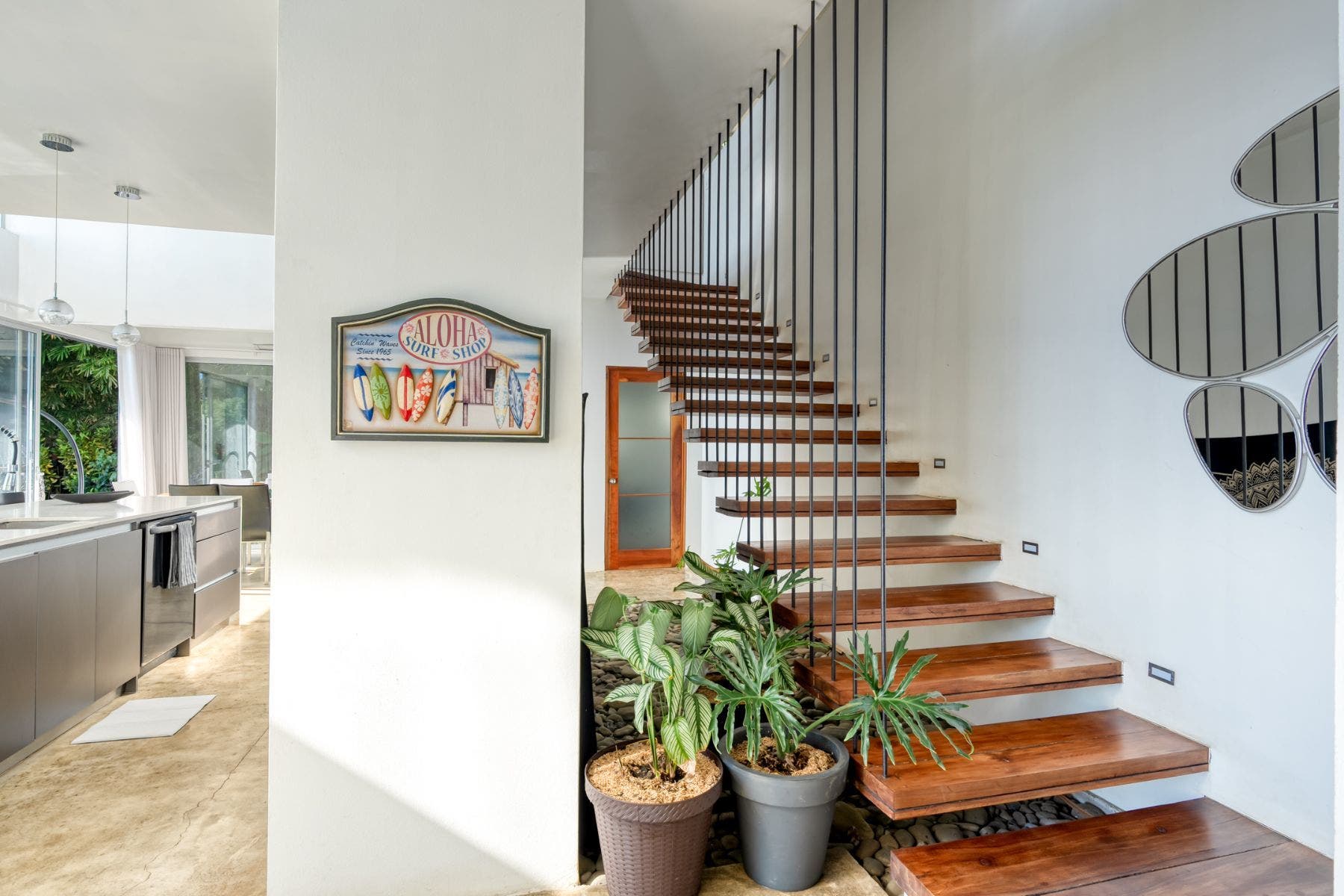 Modern Home in Ayacucho with Epic White Water Views — photo 9 of 17
