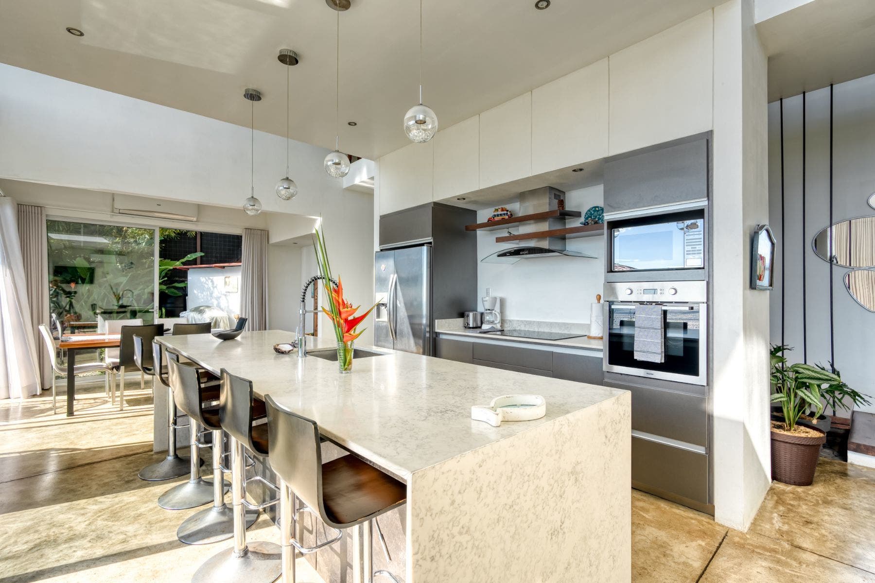 Modern Home in Ayacucho with Epic White Water Views — photo 5 of 17
