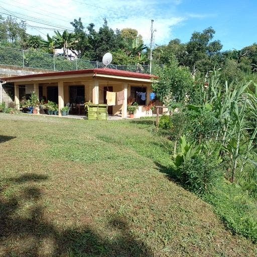 3 BR Mountain house, Minutes from town — photo 2 of 15