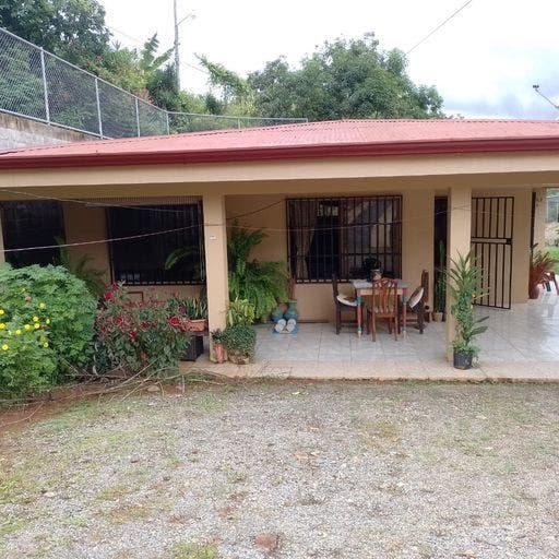 3 BR Mountain house, Minutes from town — photo 3 of 15