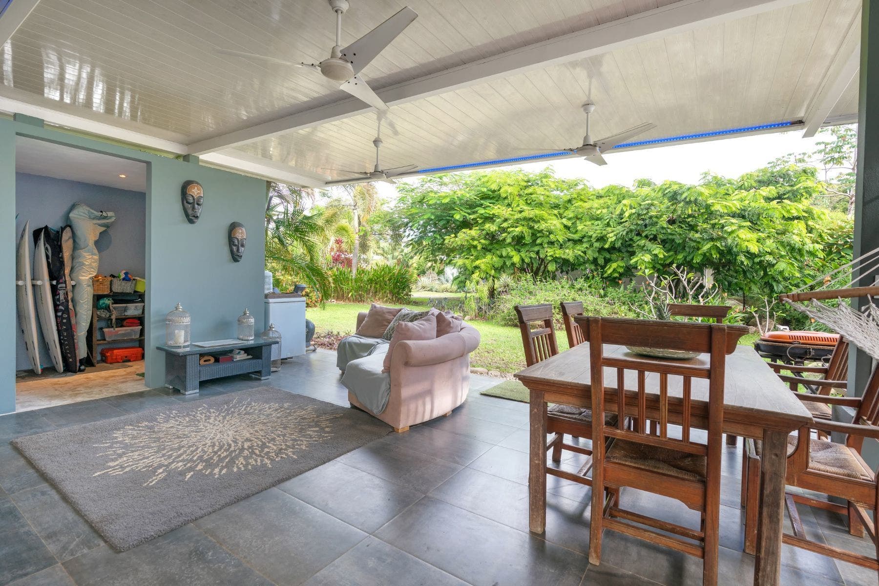 Contemporary 3 Bedroom House in Bahia Ballena — photo 4 of 19