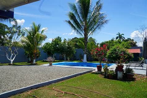 Beautiful 3br 2.5 bath House with Pool — foto 6 de 19