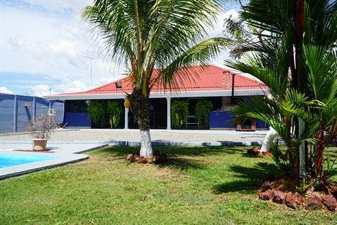 Beautiful 3br 2.5 bath House with Pool — foto 9 de 19