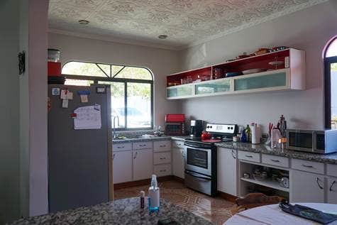 Beautiful 3br 2.5 bath House with Pool — foto 13 de 19