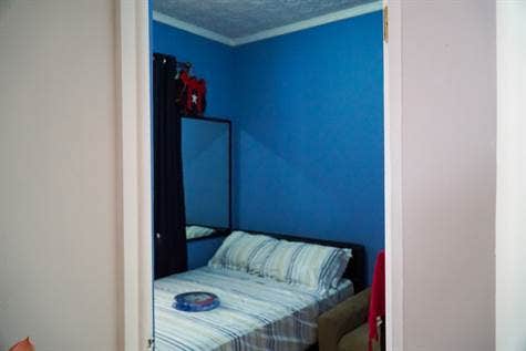Beautiful 3br 2.5 bath House with Pool — foto 18 de 19