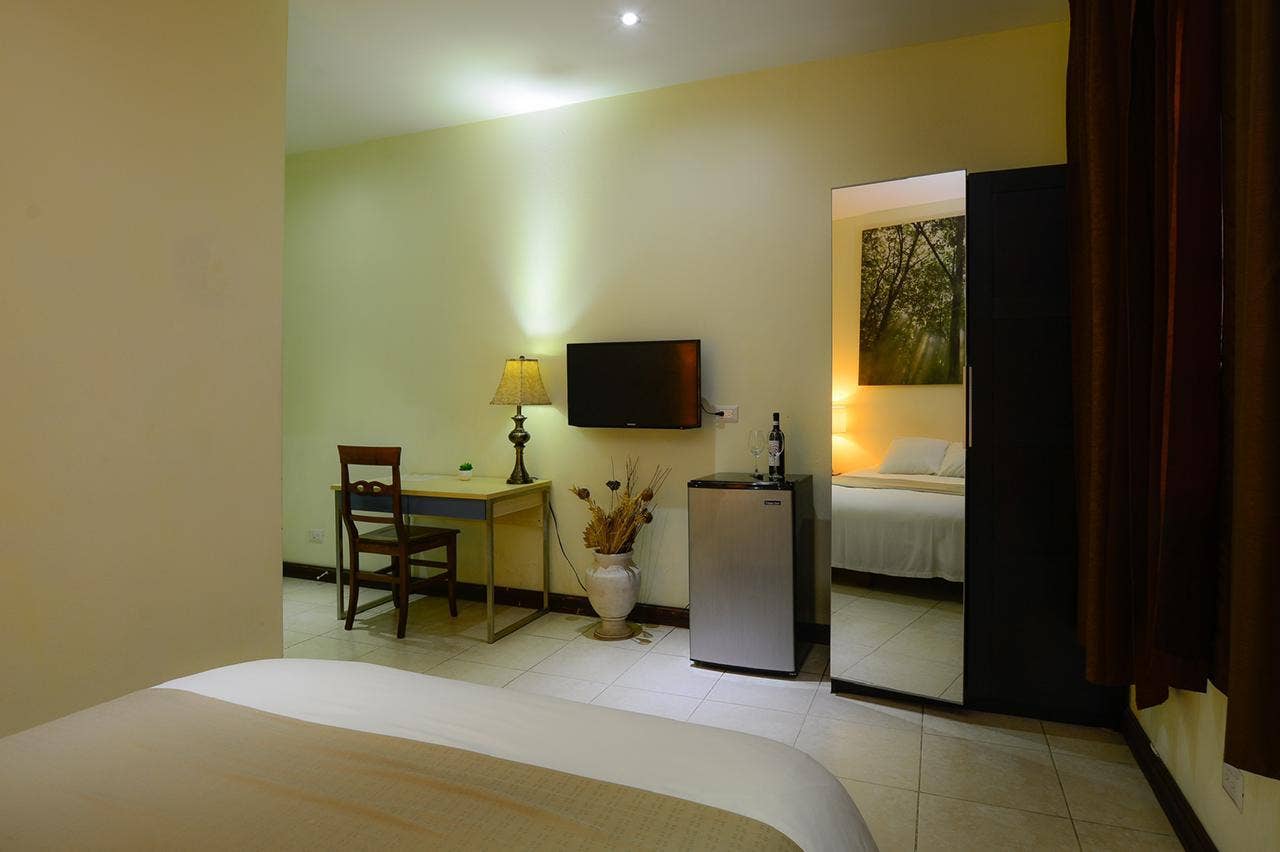 Chalet City Boutique Hotel. — photo 4 of 19