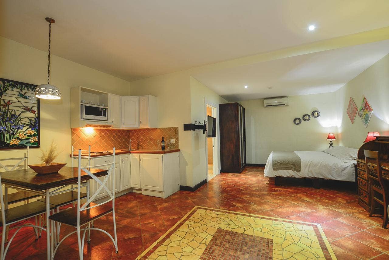 Chalet City Boutique Hotel. — photo 6 of 19
