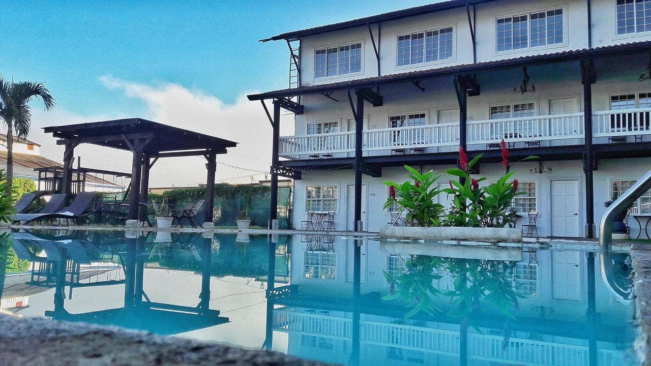 Chalet City Boutique Hotel. — photo 15 of 19