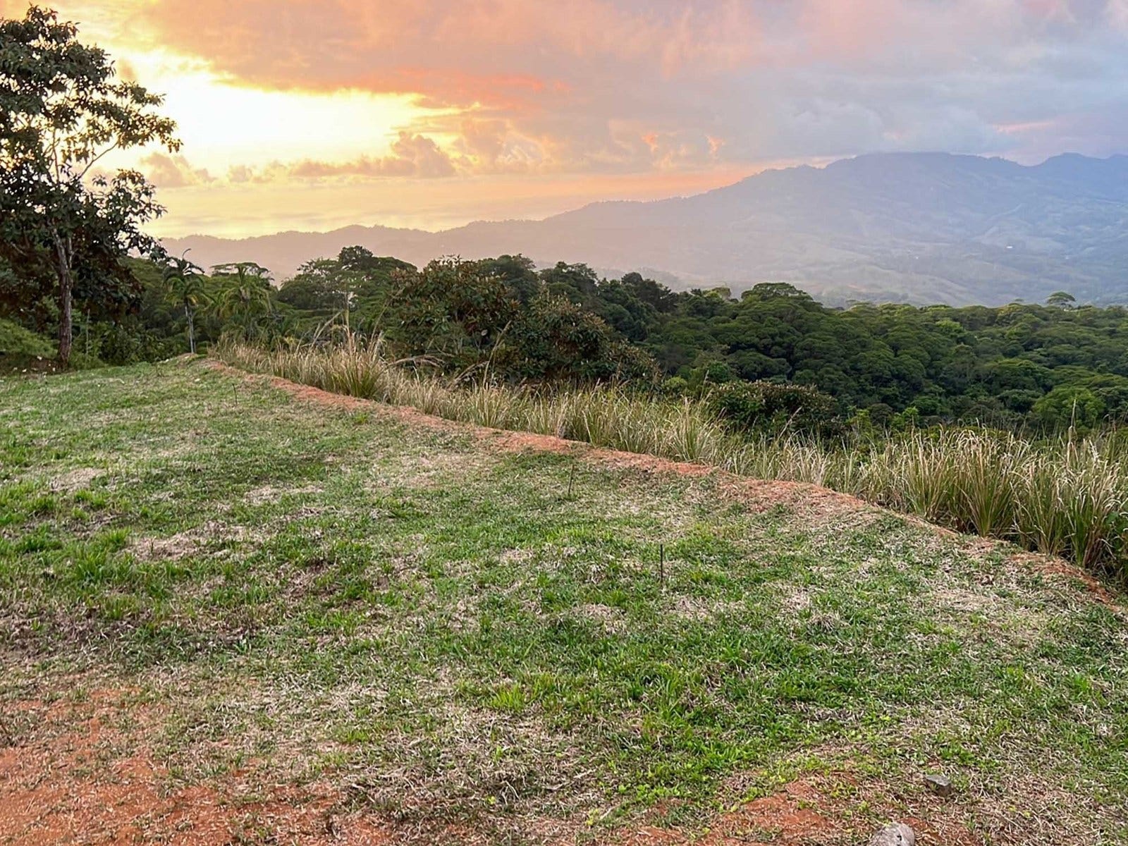 Tinamaste Mountain Ocean View, Tinamastes, Perez Zeledon, Baru, Perez Zeledon, San Jose, Costa Rica 10408 — photo 2 of 5